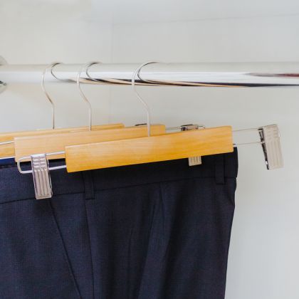 Вешалка для брюк и юбок с зажимами «Кедр», светлое дерево, 27,5 х 11,5 см